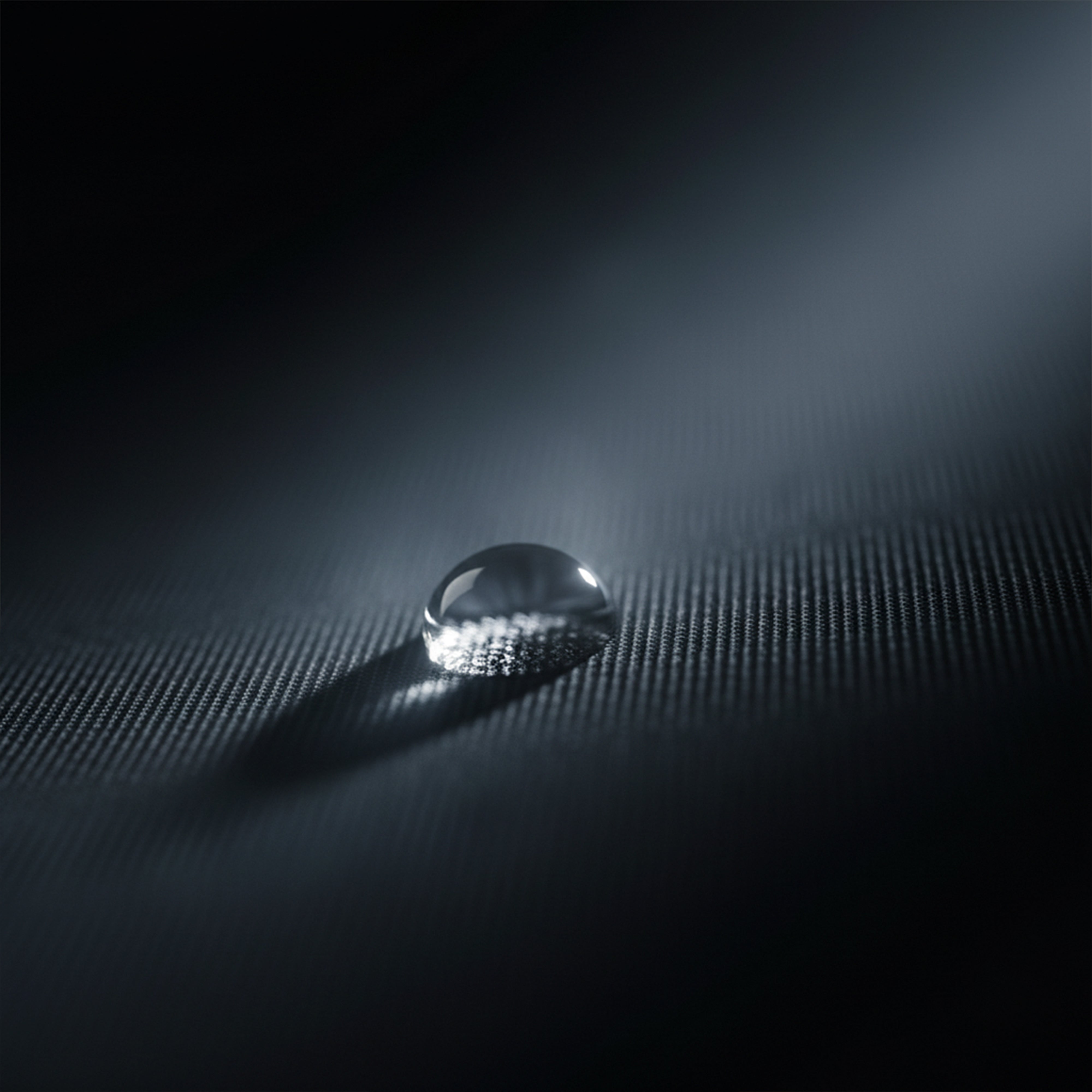 A Engenharia do "Toque Gelado": Como a Tecnologia Têxtil Ajuda na Regulação Térmica.